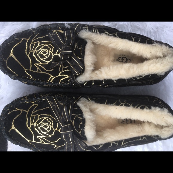 Limited Edition UGG moccasin slippers! - Picture 2 of 8